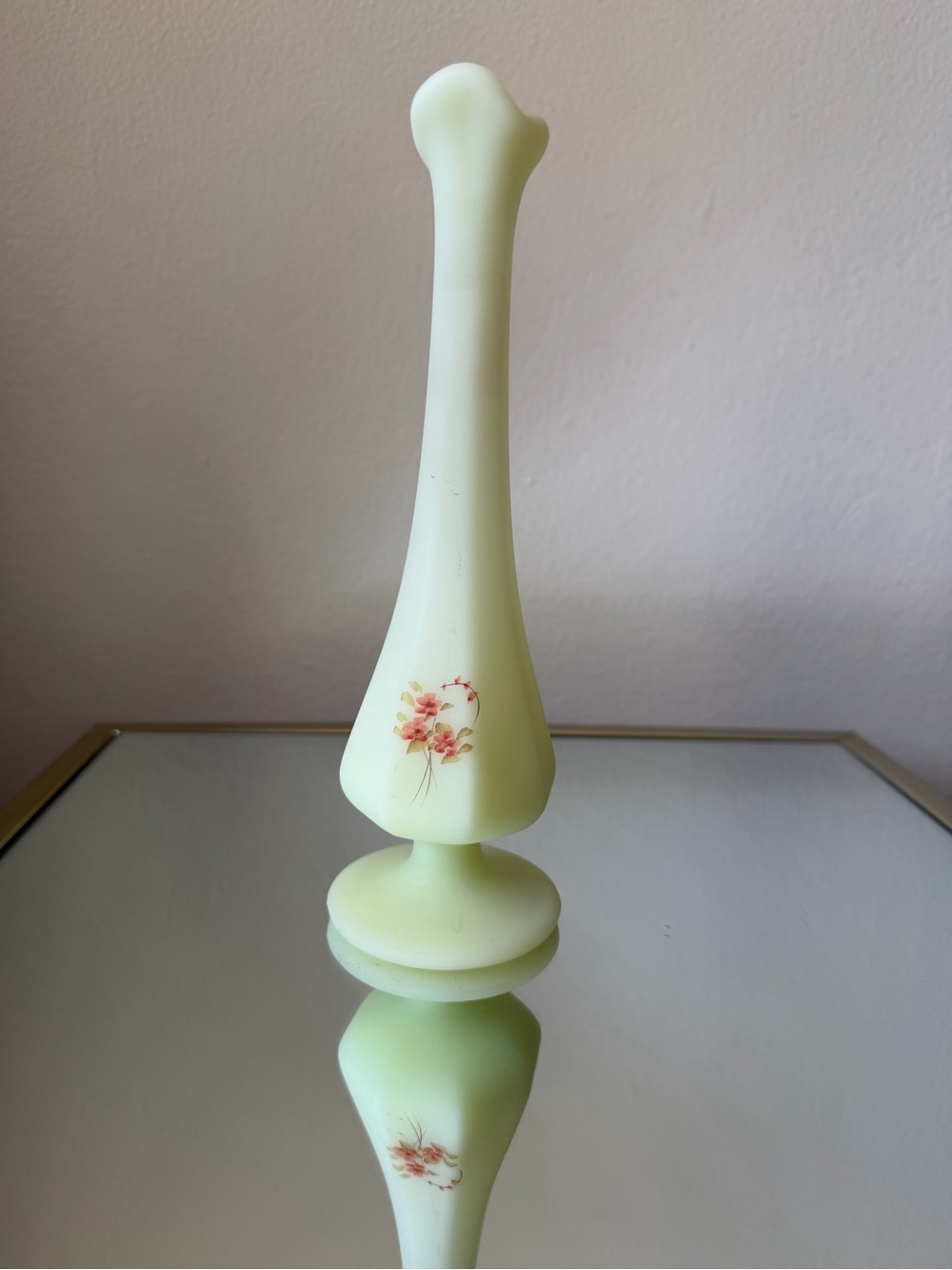 Vintage Fenton Custard Satin Glass Bud Vase Hand Painted Pink Rose Signed - Picture 2 of 6